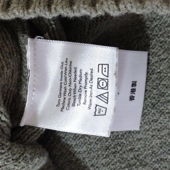 Eddie Bauer Men's 3 Button Light Olive Green Sweater‎ - Picture 8 of 12